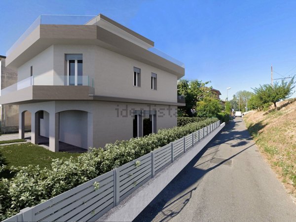 casa indipendente in vendita a Seriate