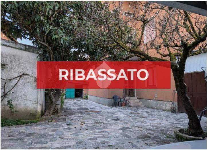 casa indipendente in vendita a Seriate