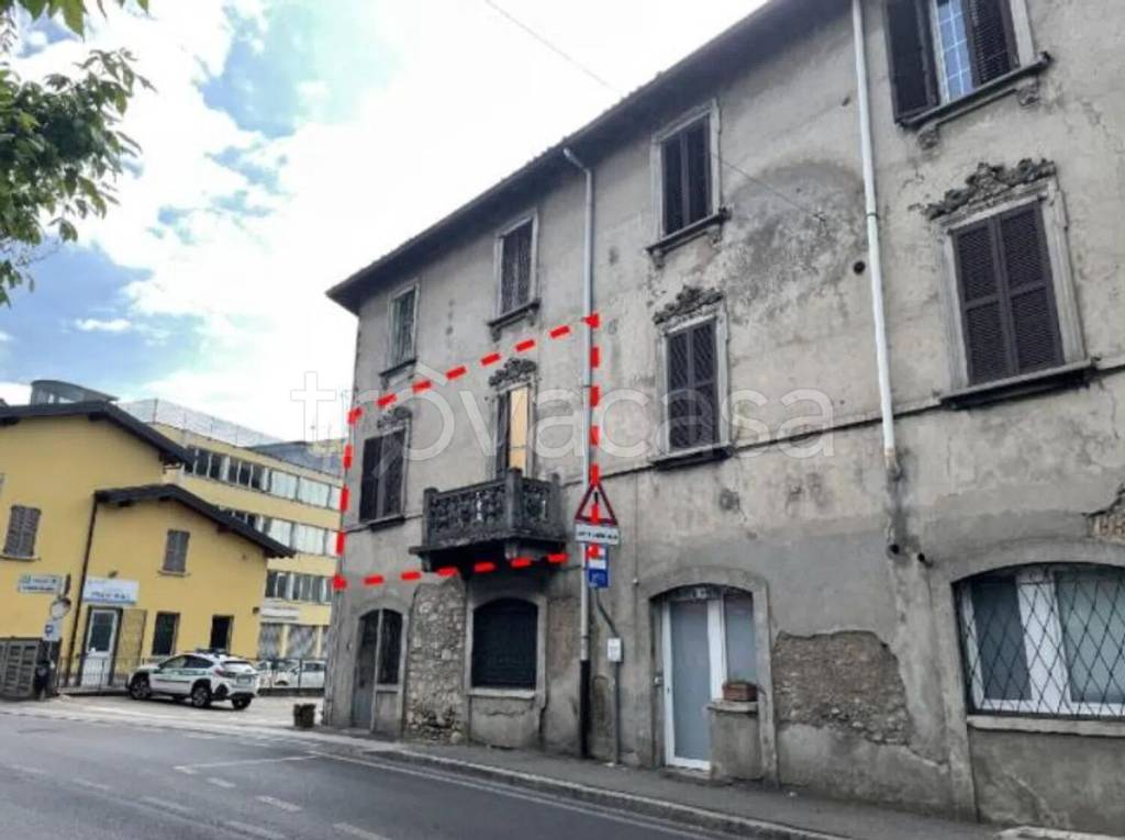 appartamento in vendita a Seriate in zona Paderno