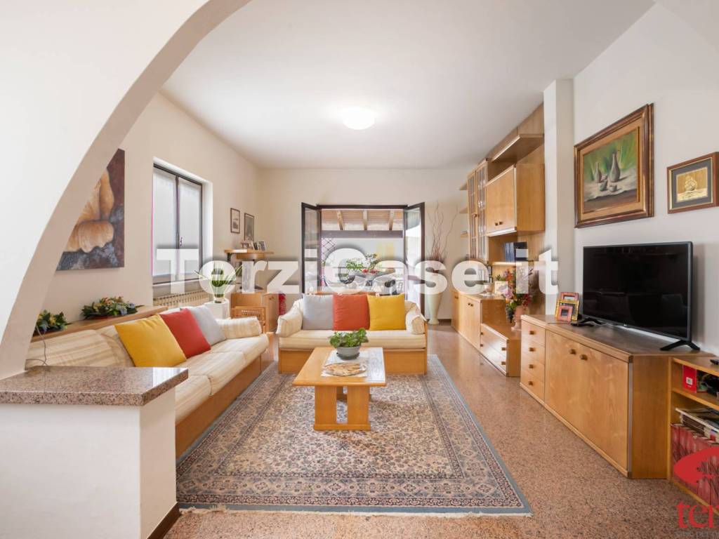 casa indipendente in vendita a Seriate