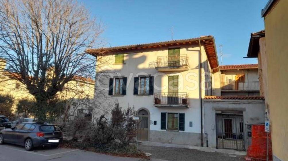 appartamento in vendita a Seriate in zona Paderno