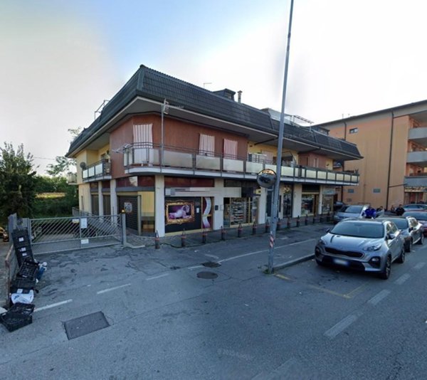 locale di sgombero in vendita a Seriate