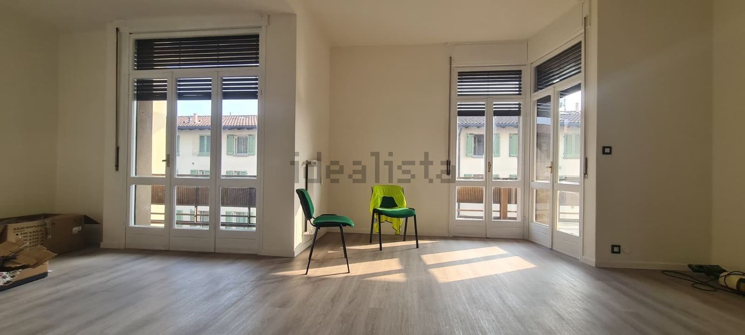 appartamento in vendita a Seriate in zona Paderno