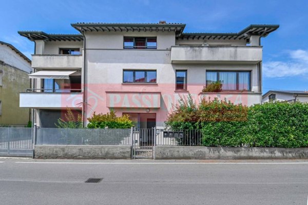 appartamento in vendita a Seriate in zona Paderno