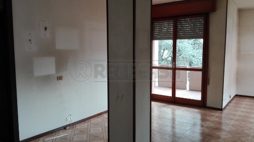 appartamento in vendita a Seriate in zona Paderno
