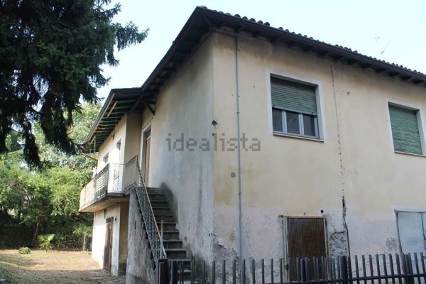 casa indipendente in vendita a Seriate in zona Paderno