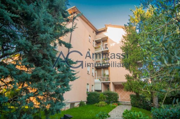 appartamento in vendita a Seriate in zona Paderno