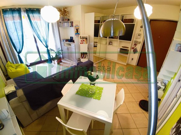 appartamento in vendita a Seriate in zona Paderno