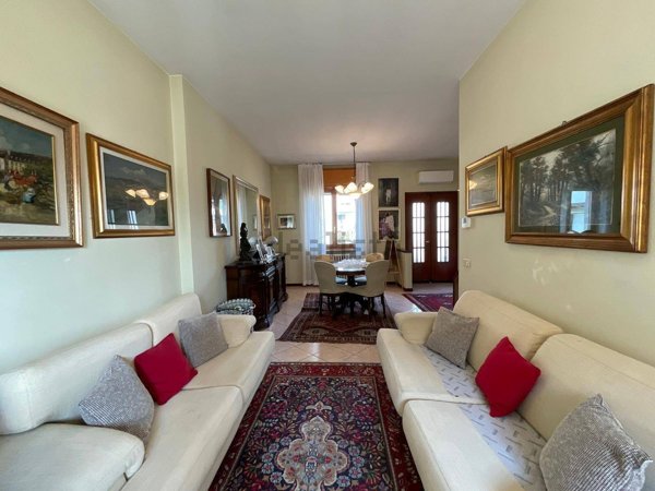 casa indipendente in vendita a Seriate in zona Paderno