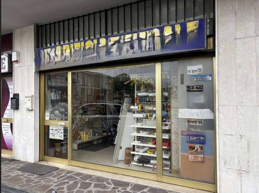 appartamento in vendita a Seriate in zona Paderno