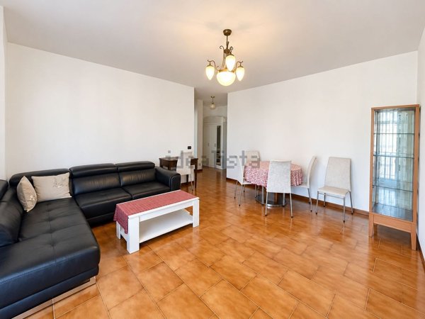 appartamento in vendita a Seriate in zona Paderno