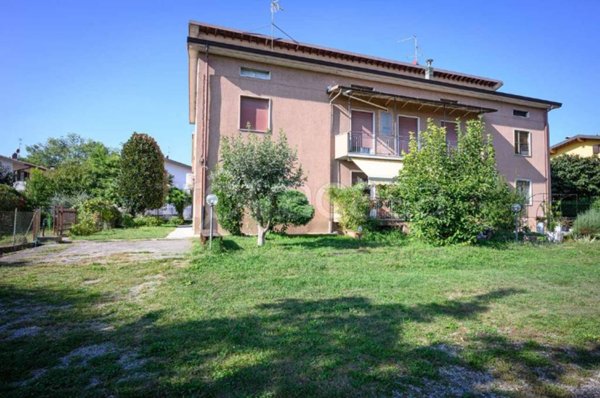 appartamento in vendita a Seriate in zona Paderno