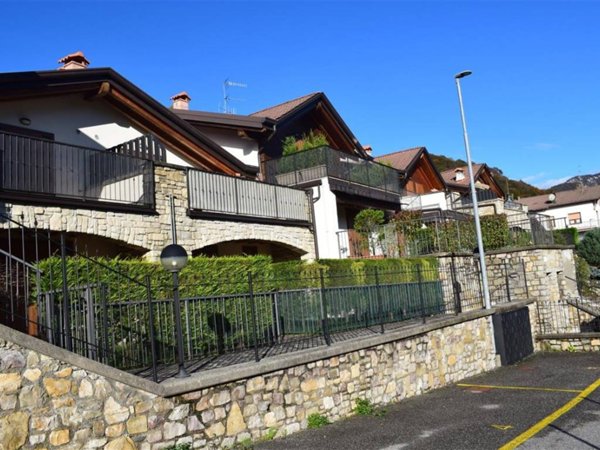 appartamento in vendita a Serina