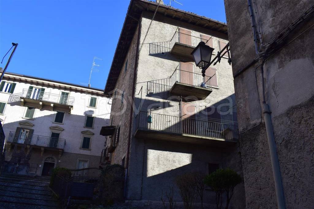 appartamento in vendita a Serina