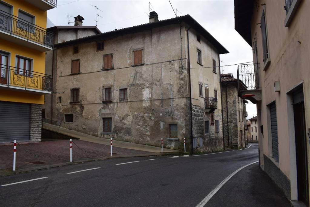 appartamento in vendita a Serina