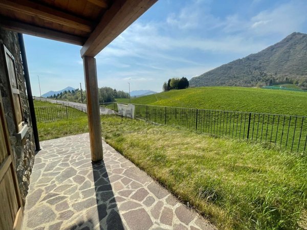 appartamento in vendita a Serina