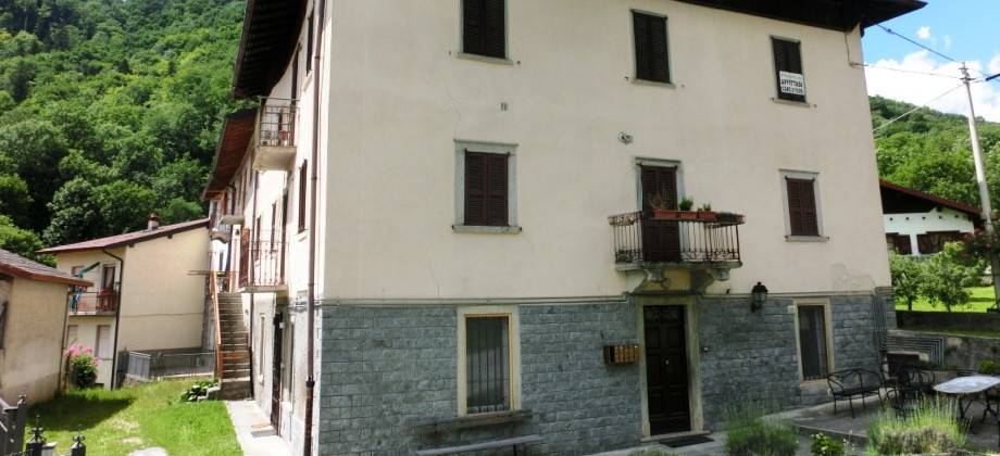 appartamento in vendita a Serina