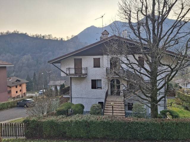 appartamento in vendita a Serina