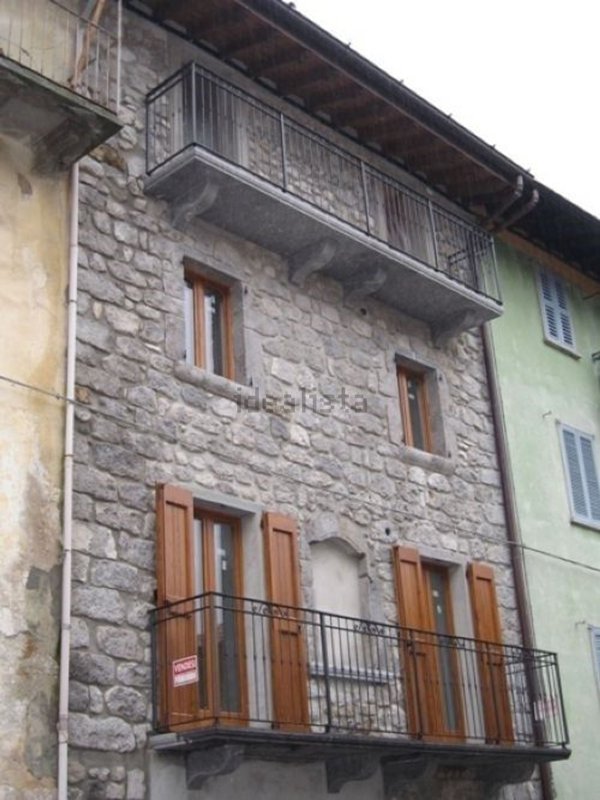 appartamento in vendita a Serina