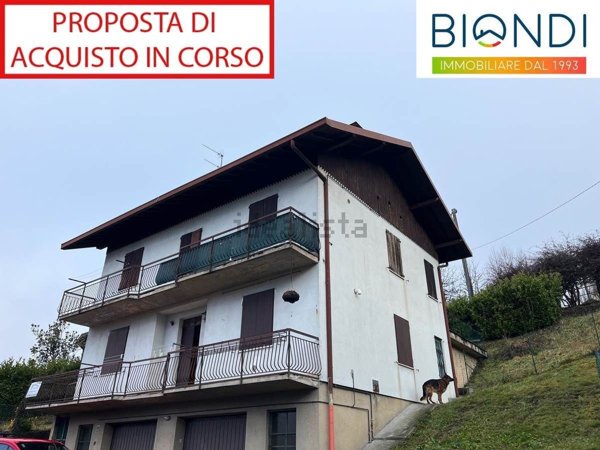 casa indipendente in vendita a Serina