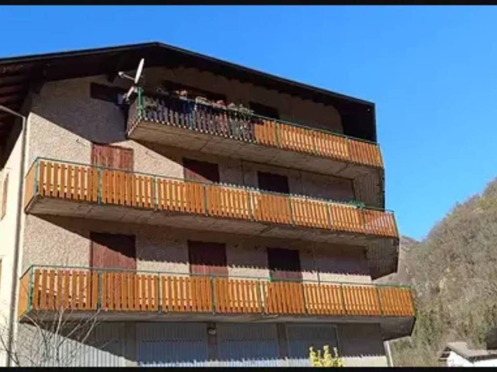 appartamento in vendita a Serina