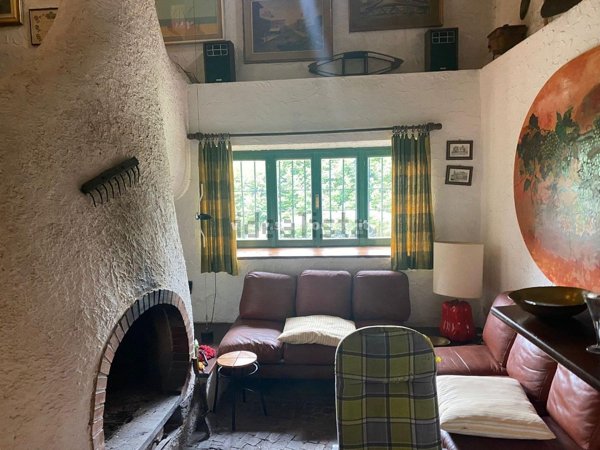 casale in vendita a Serina