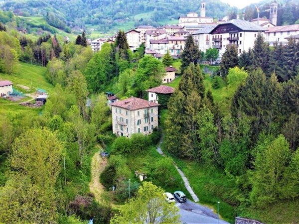 casa indipendente in vendita a Serina