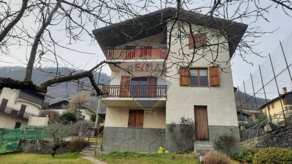 appartamento in vendita a Serina