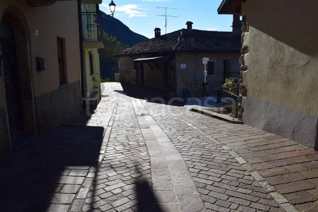 appartamento in vendita a Serina