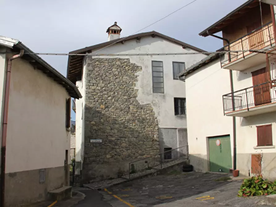casa indipendente in vendita a Serina