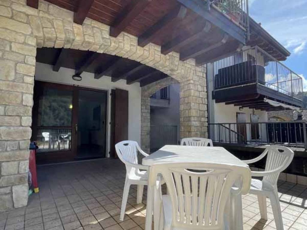 appartamento in vendita a Serina