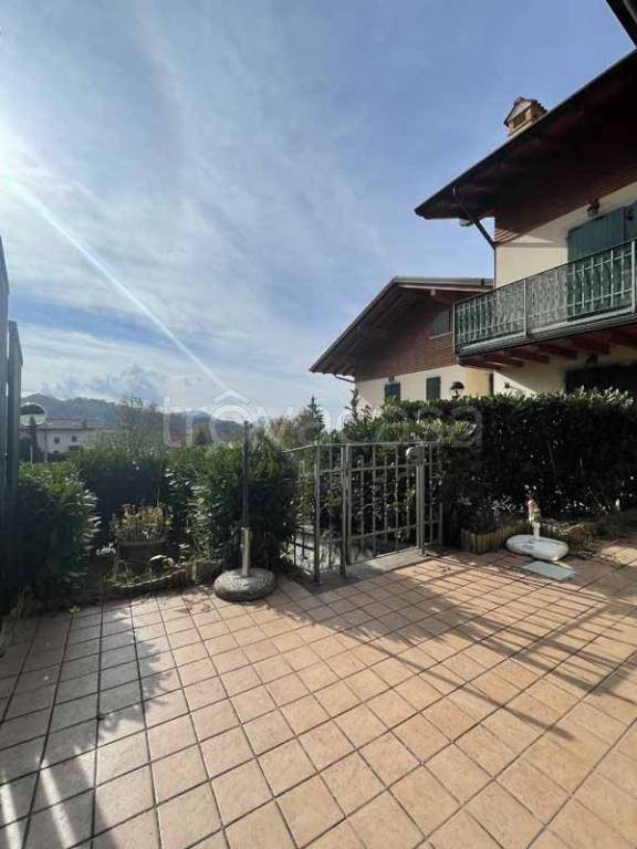 appartamento in vendita a Serina