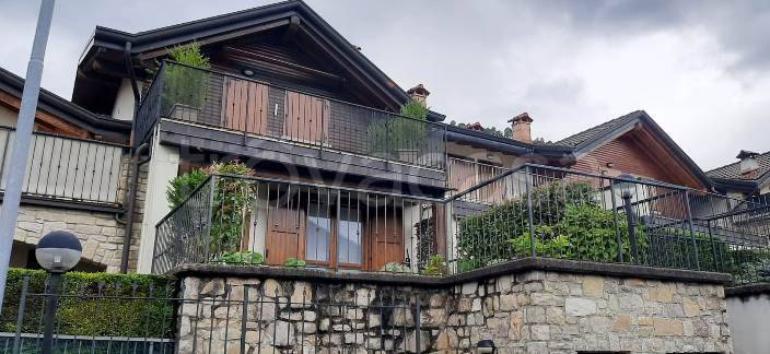 appartamento in vendita a Serina