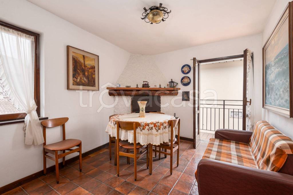 appartamento in vendita a Serina