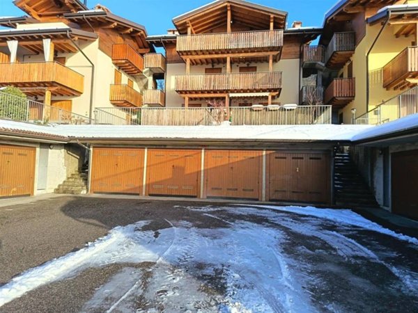 appartamento in vendita a Serina