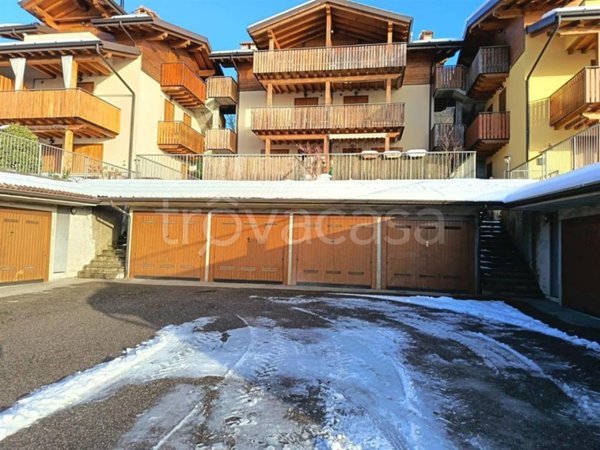 appartamento in vendita a Serina