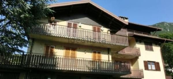 appartamento in vendita a Serina