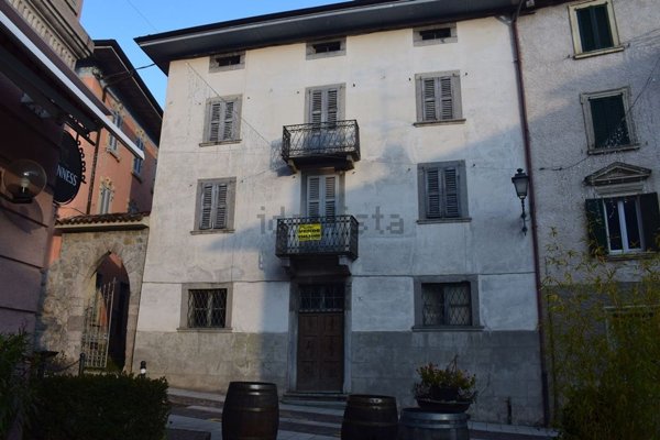 casa indipendente in vendita a Serina