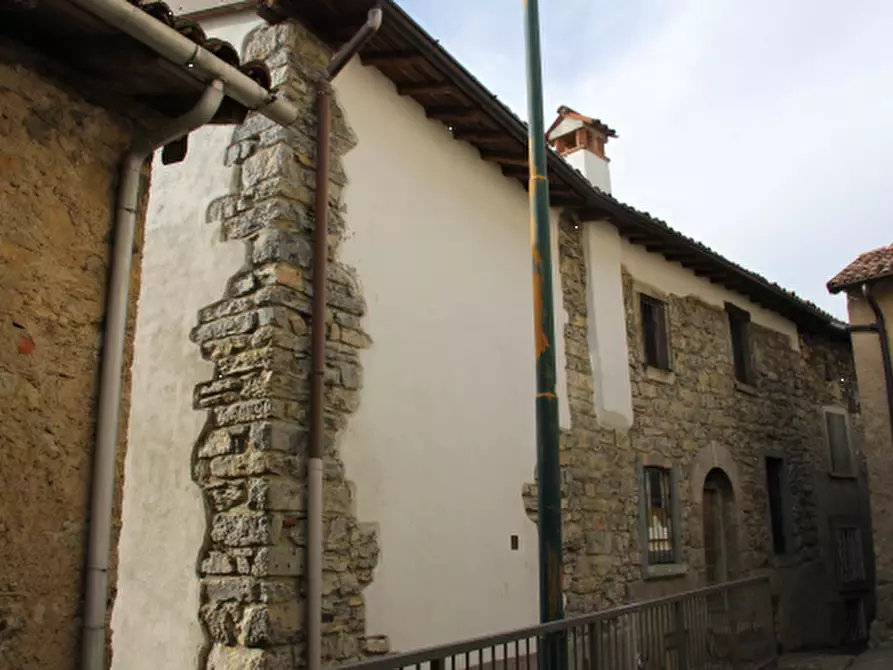 casa indipendente in vendita a Serina