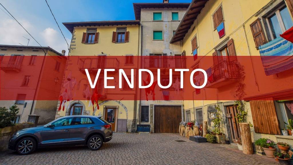 appartamento in vendita a Serina