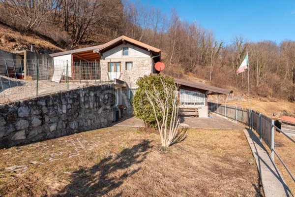appartamento in vendita a Serina