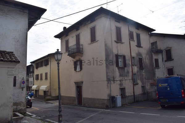 appartamento in vendita a Serina