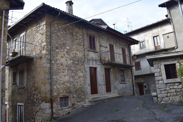 appartamento in vendita a Serina