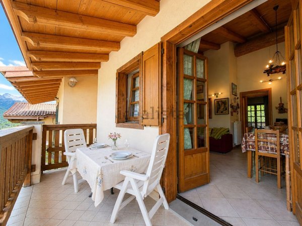 appartamento in vendita a Serina