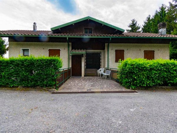 appartamento in vendita a Serina
