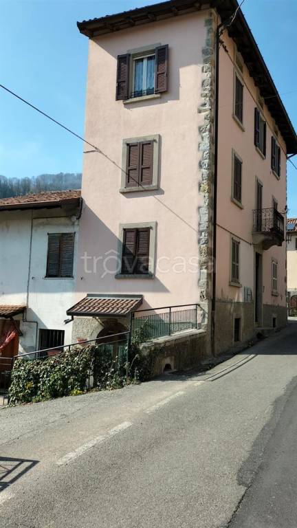 appartamento in vendita a Serina