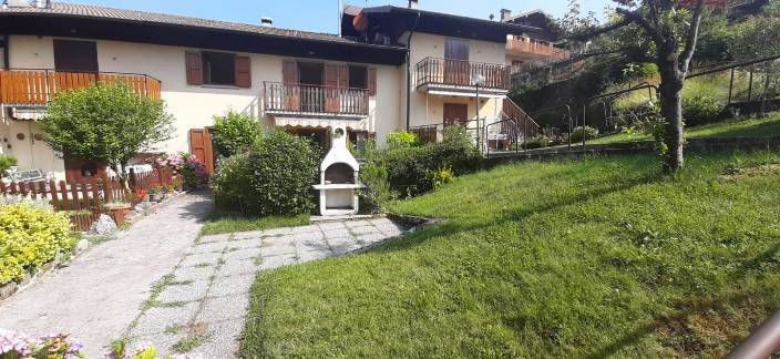 appartamento in vendita a Serina