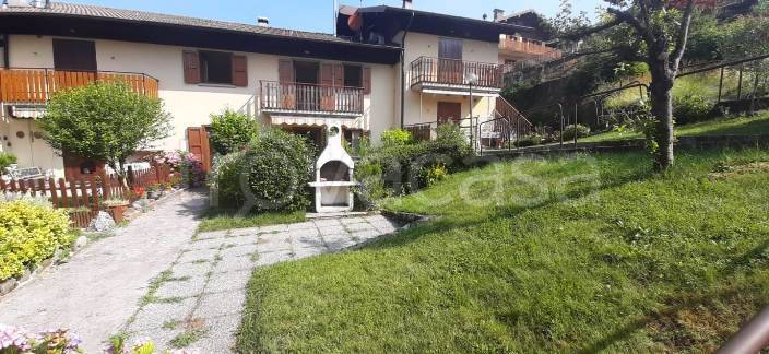 appartamento in vendita a Serina