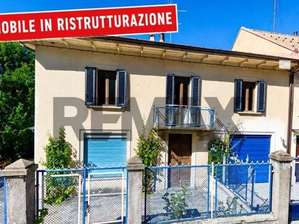 casa indipendente in vendita a Serina