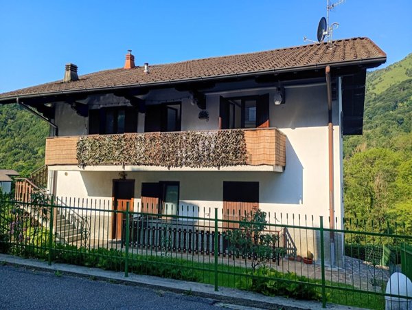 appartamento in vendita a Serina